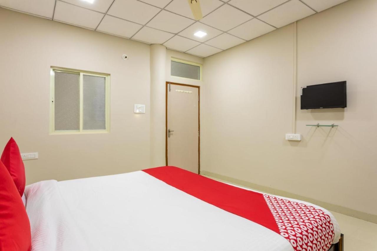 Jagtara Residency Hotel อินดอร์ ภายนอก รูปภาพ