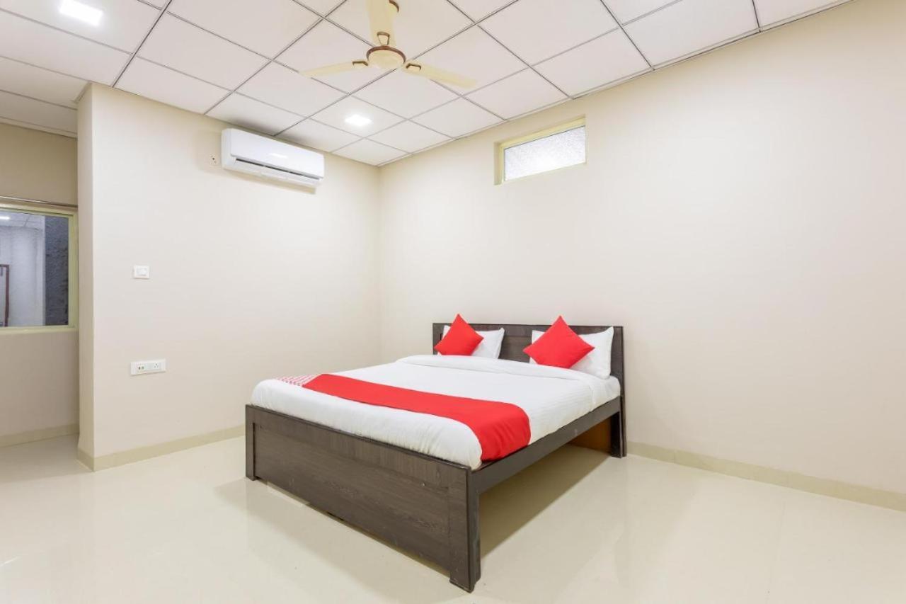 Jagtara Residency Hotel อินดอร์ ภายนอก รูปภาพ